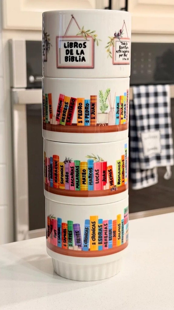 Libros de la Biblia - Set de 4 Tazas Apilables